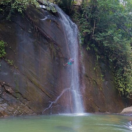 Jungle River Ginigathena Buitenkant foto
