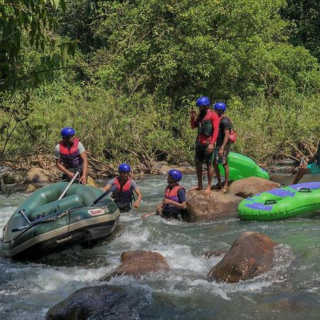 Jungle River Ginigathena Buitenkant foto