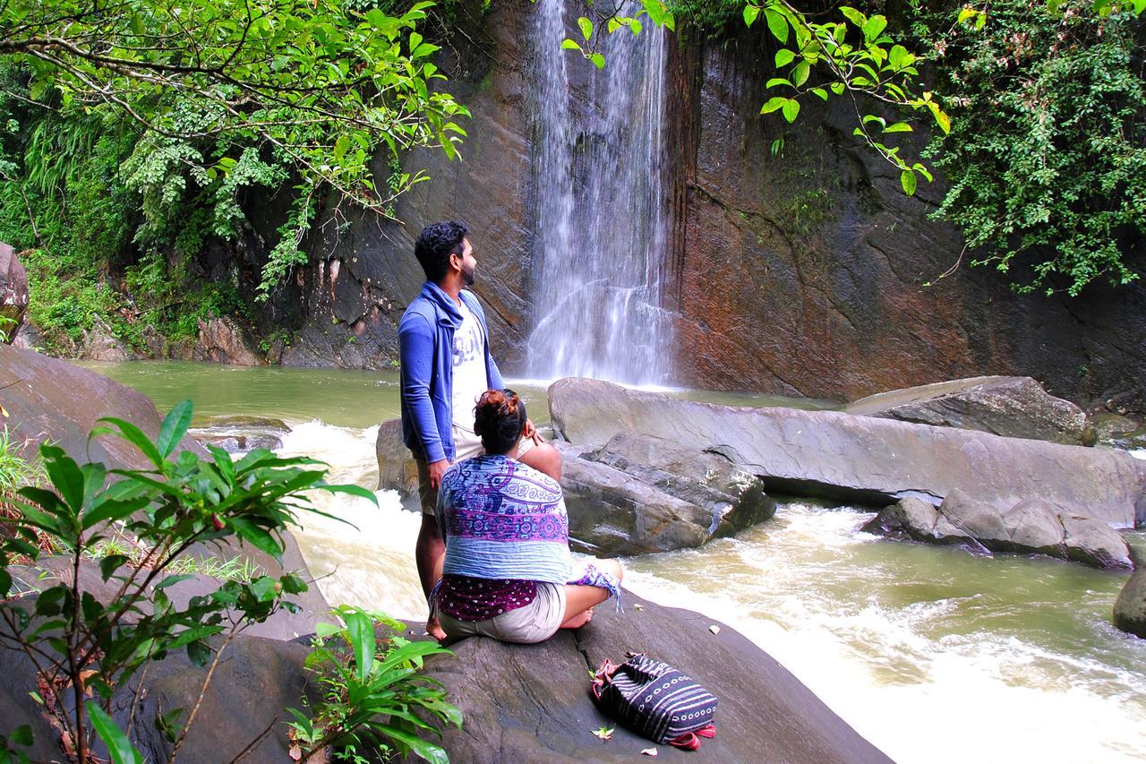 Jungle River Ginigathena Buitenkant foto