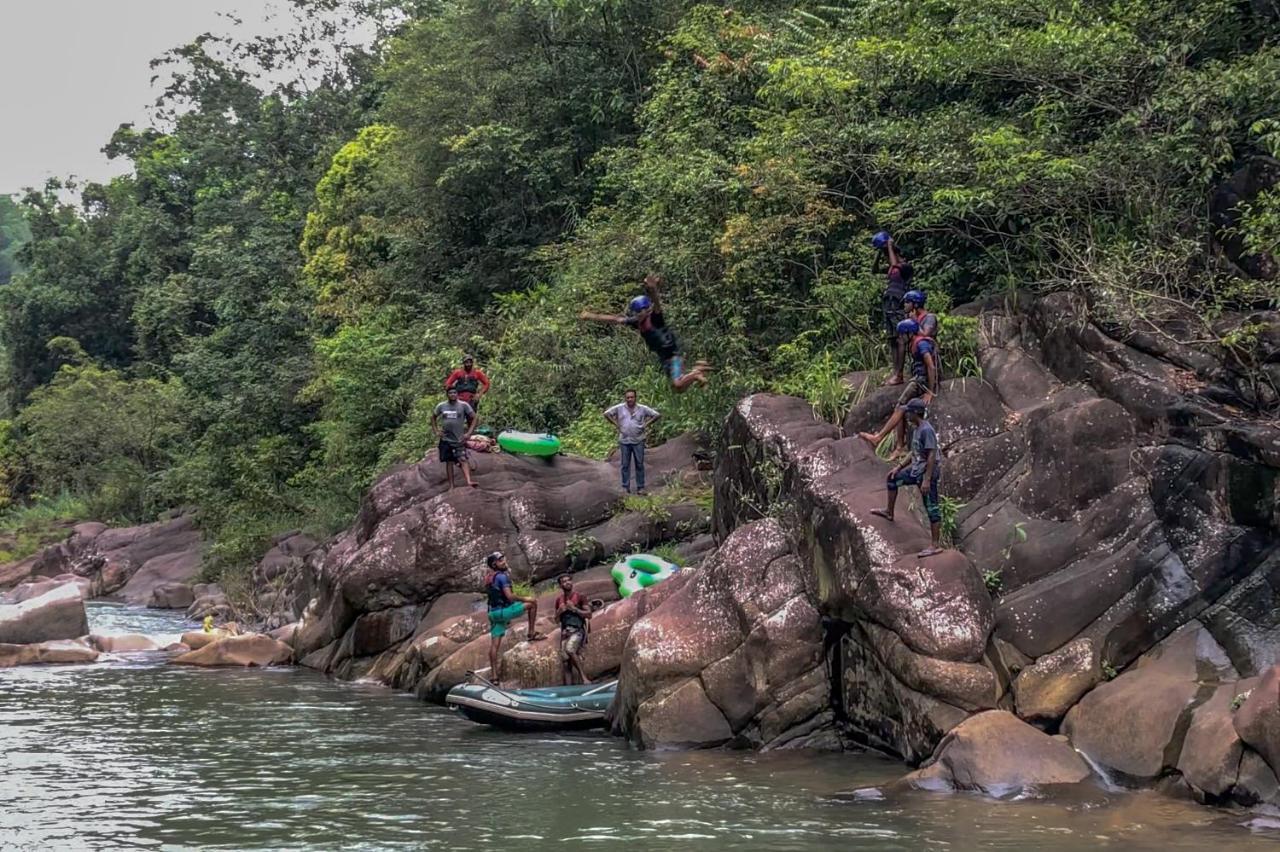 Jungle River Ginigathena Buitenkant foto